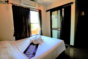 Phòng đôi Tiêu chuẩn | Minibar, bàn, truy cập Internet không dây miễn phí 