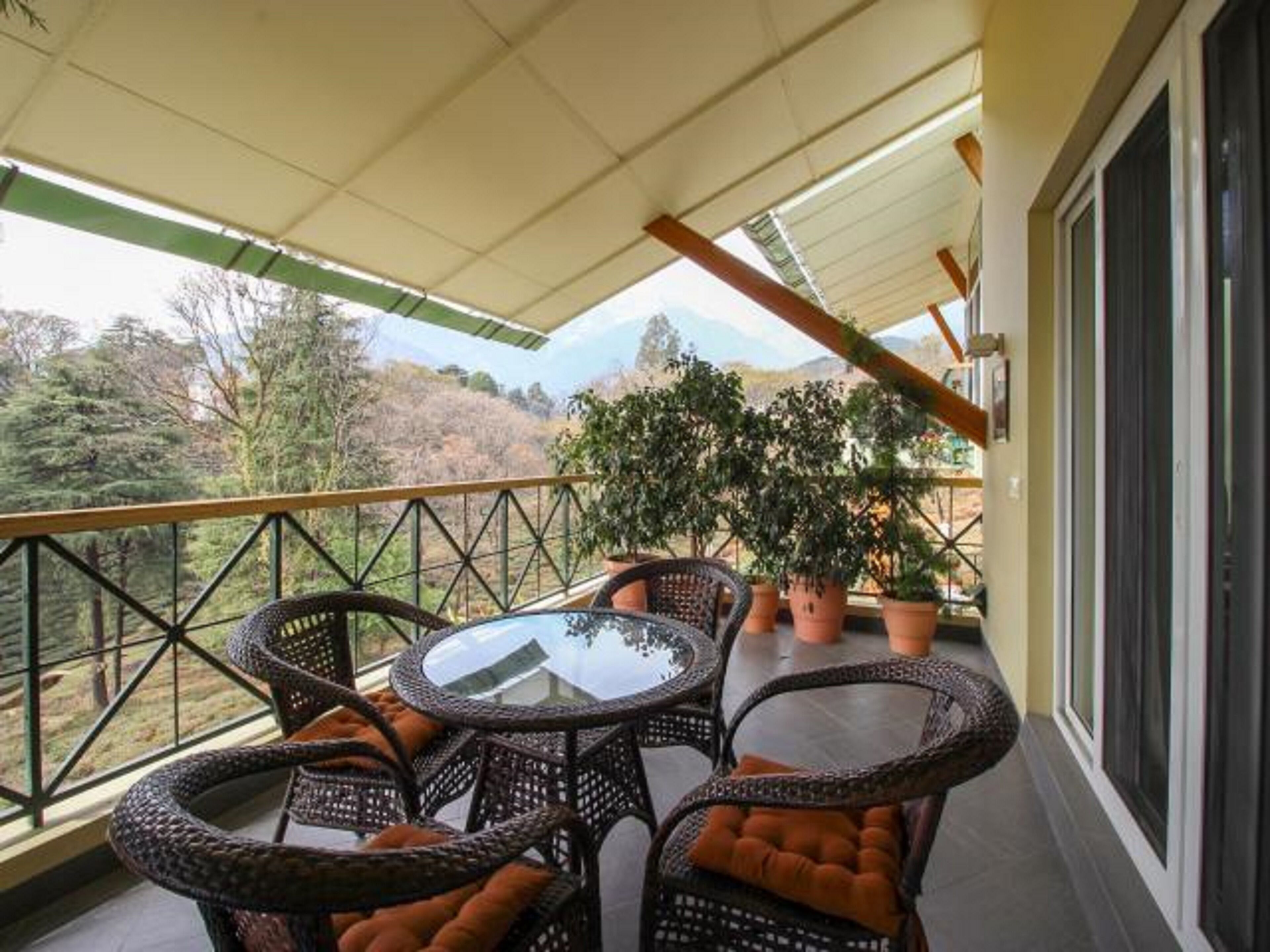 Superior Double Room, 1 King Bed, Non Smoking | Balcony view