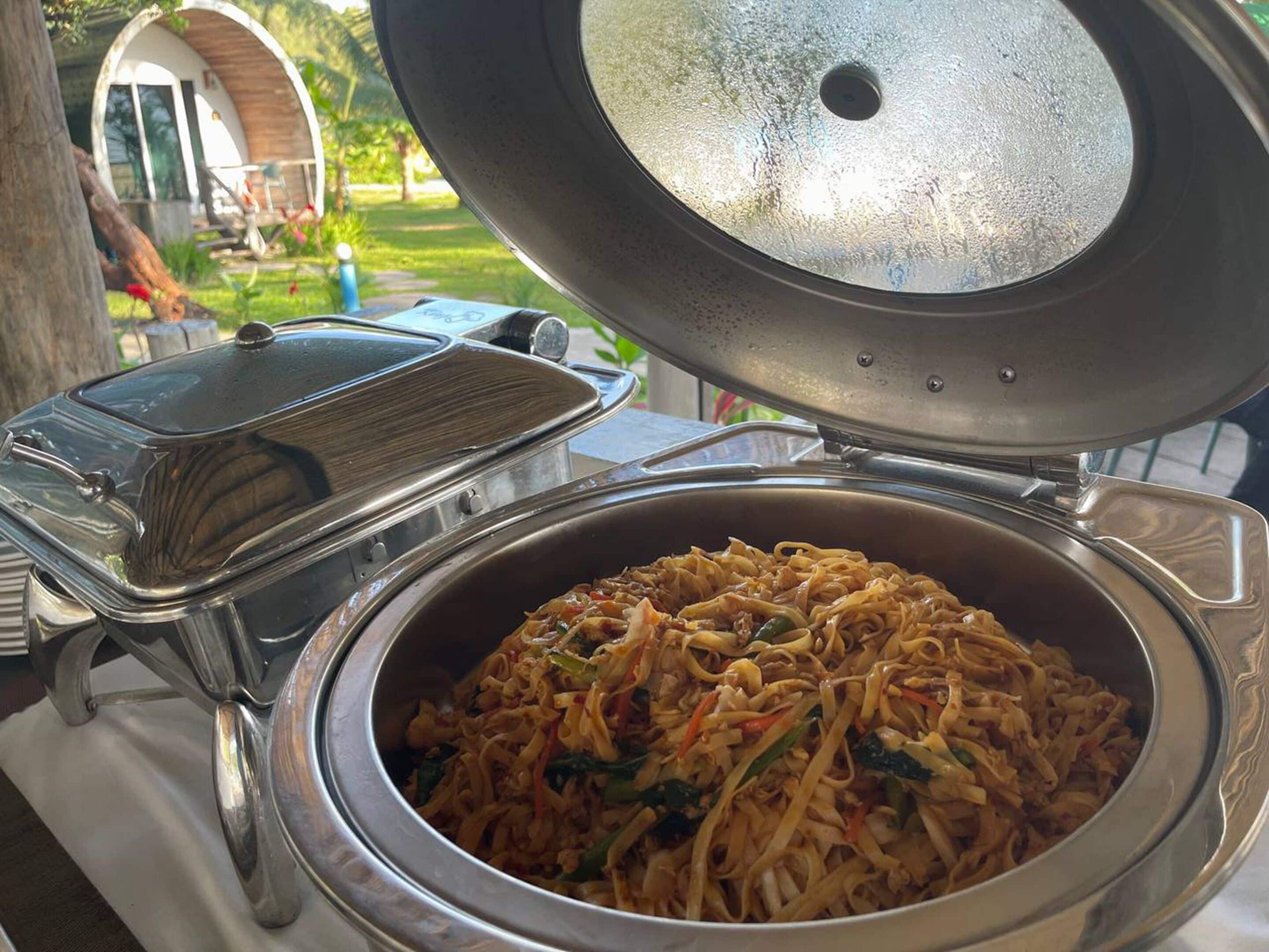 daily buffet breakfast (usd 12 per person)