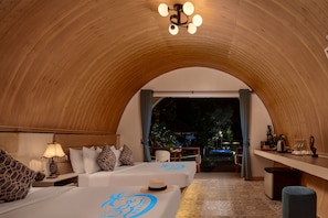 Deluxe Family Sea View | Premium bedding, minibar, in-room safe, desk - Tube Resort by EHM (Koh Rong Sanloem)