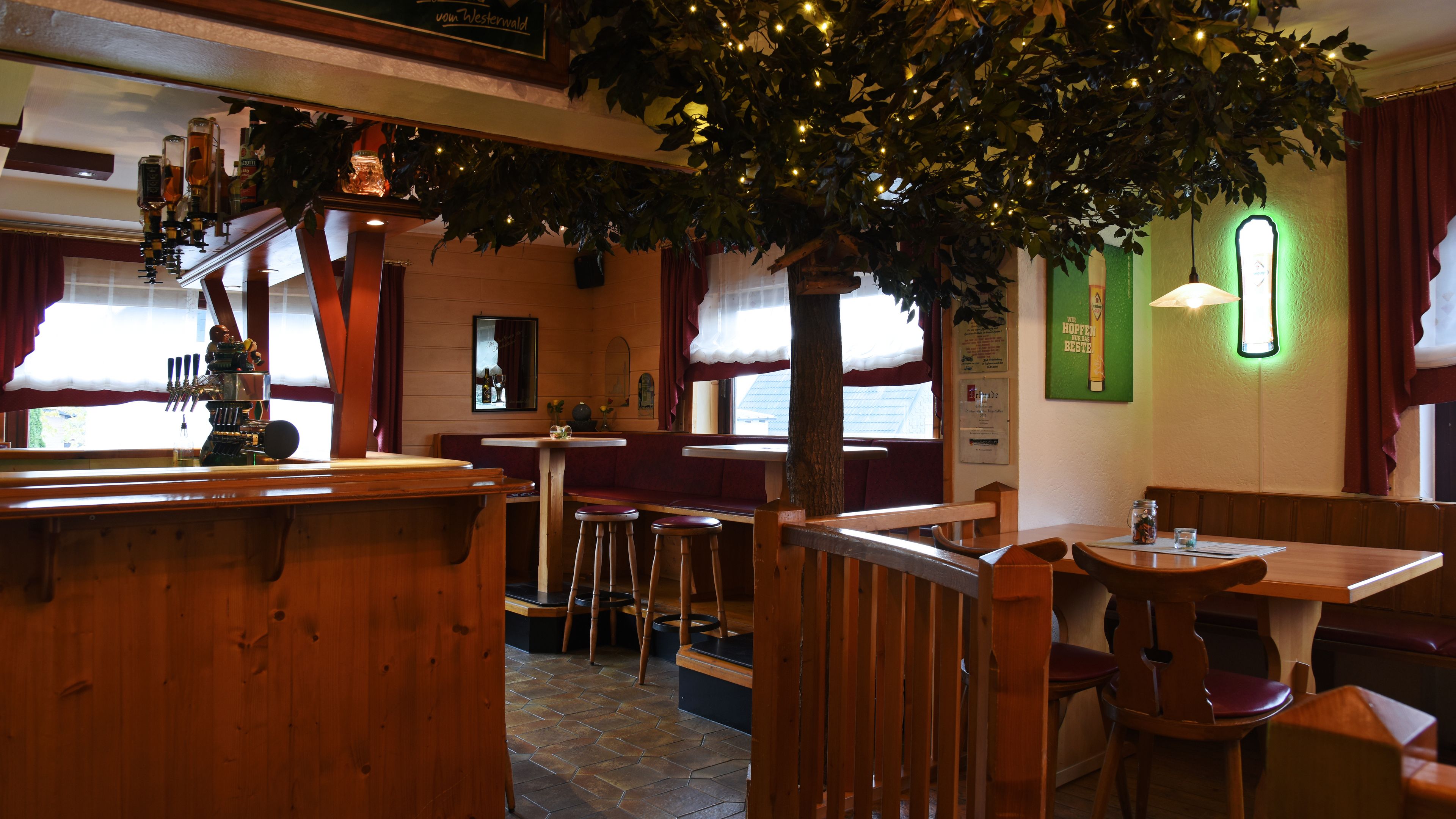 Bar (in der Unterkunft)