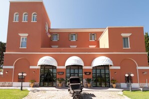 Exterior - Il Postiglione (Minturno)