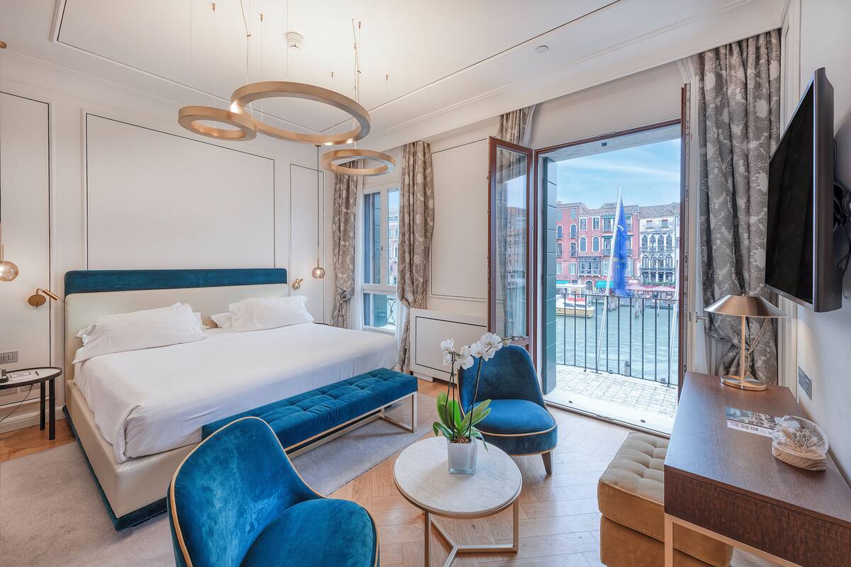 suite gran canal | 1 bedroom, premium bedding, down duvets, memory-foam beds