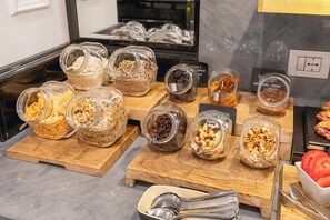 Daily buffet breakfast for a fee - H10 Palazzo Canova (Venice)