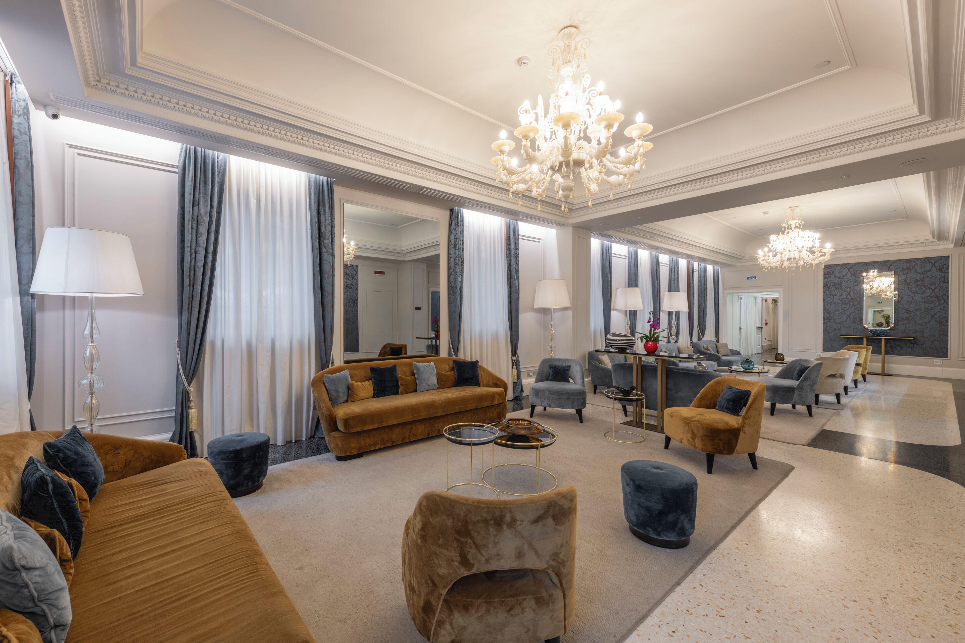 ロビー応接スペース