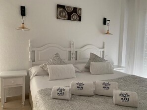 Double or Twin Room | Bed sheets - Hotel Mare Estepona (Estepona)