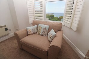 Cottage | Living area | DVD player - Apartment 1 Llewellan (St Ives)