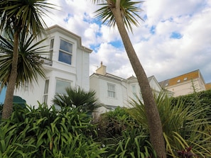 Cottage | Exterior - Apartment 1 Llewellan (St Ives)