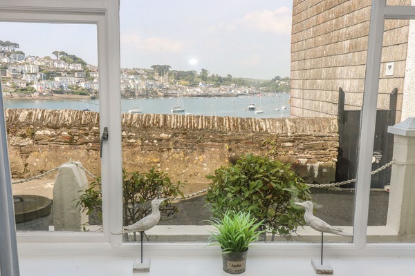 Cottage | Balcony
