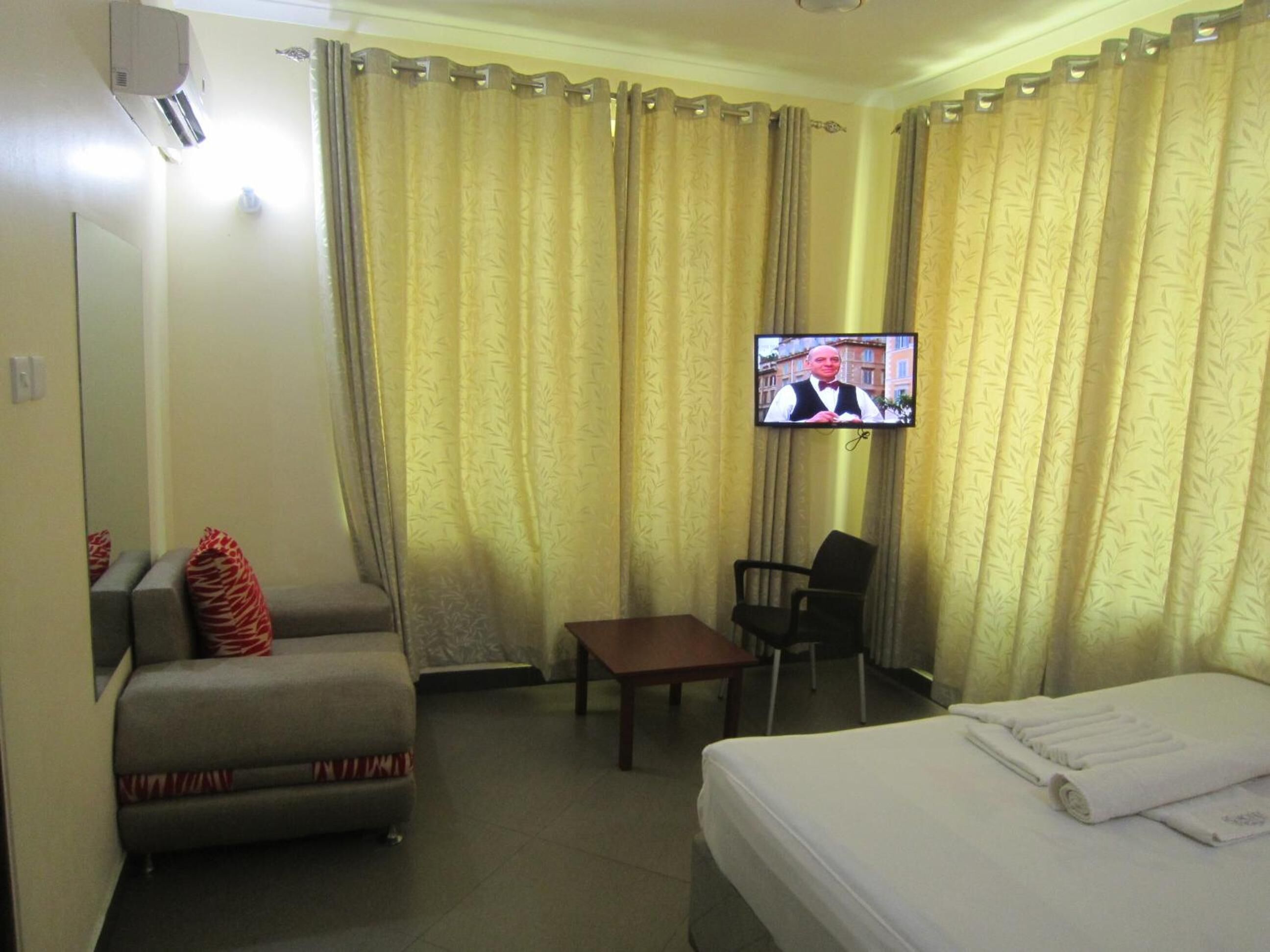 Soundproofing, iron/ironing board, free WiFi, bed sheets