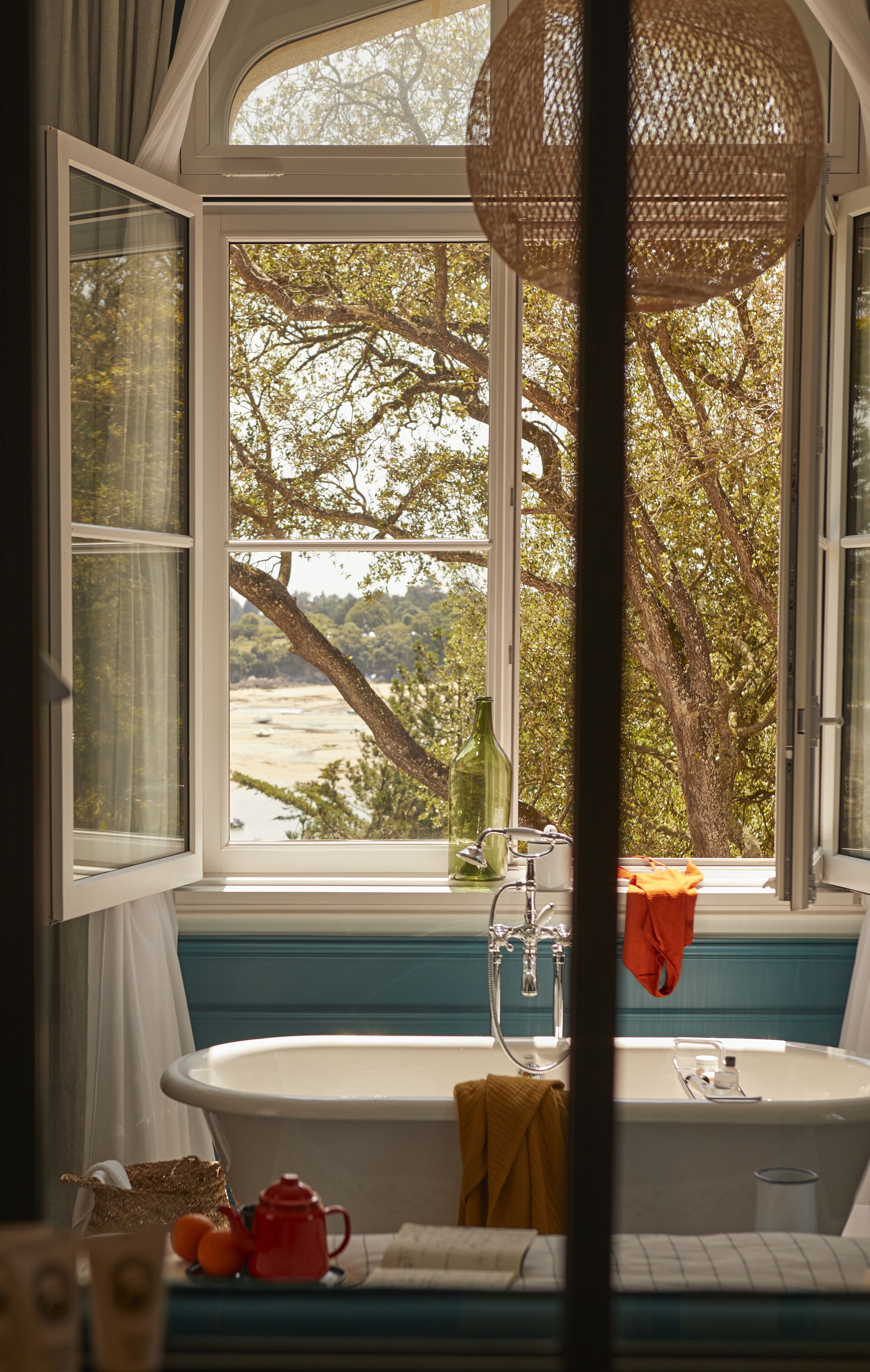 romantic suite, non smoking, sea view (main building) | premium bedding, in-room safe, blackout curtains, soundproofing