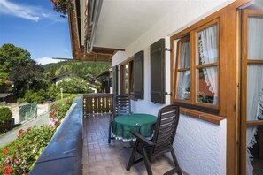 Appartement (Gebirgsveilchen) | Balkon