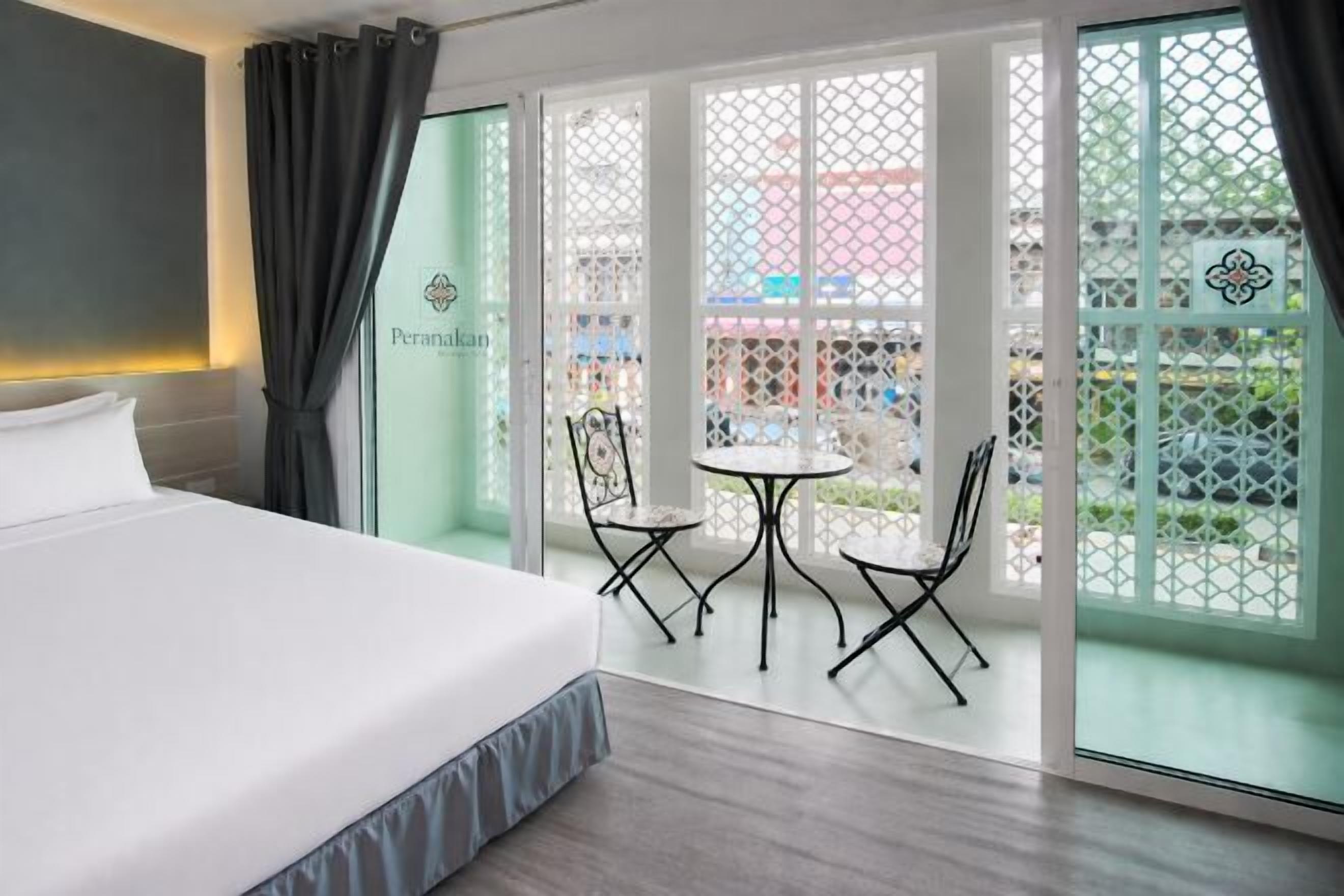 Premium bedding, in-room safe, individually decorated, desk