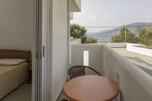 Standard Studio (Double or Twin) | Balcony view - Sifis Studios (Kantanos-Selino)