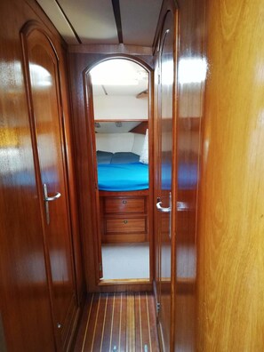 Family Mobile Home, 3 Bedrooms, Non Smoking, Oceanfront | 3 bedrooms, free WiFi, bed sheets - Amber Sun - Boat & Breakfast (Salerno)