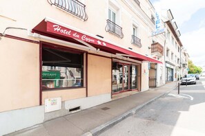 Exterior - Hôtel Du Cygne (Auxerre)