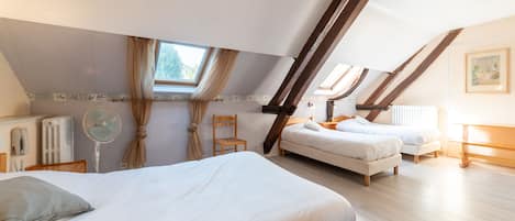 Family Quadruple Room | Premium bedding, individually decorated, individually furnished