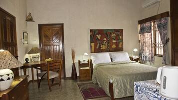 Signature Room (Pottery)