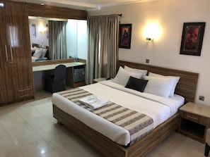 Executive Room | Minibar, desk, laptop workspace, free WiFi - Lekki Waterside Hotel (Lekki)