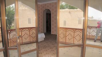 Standard Triple Room | Free WiFi, bed sheets