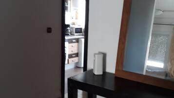 Apartment, 1 Bedroom | Room amenity