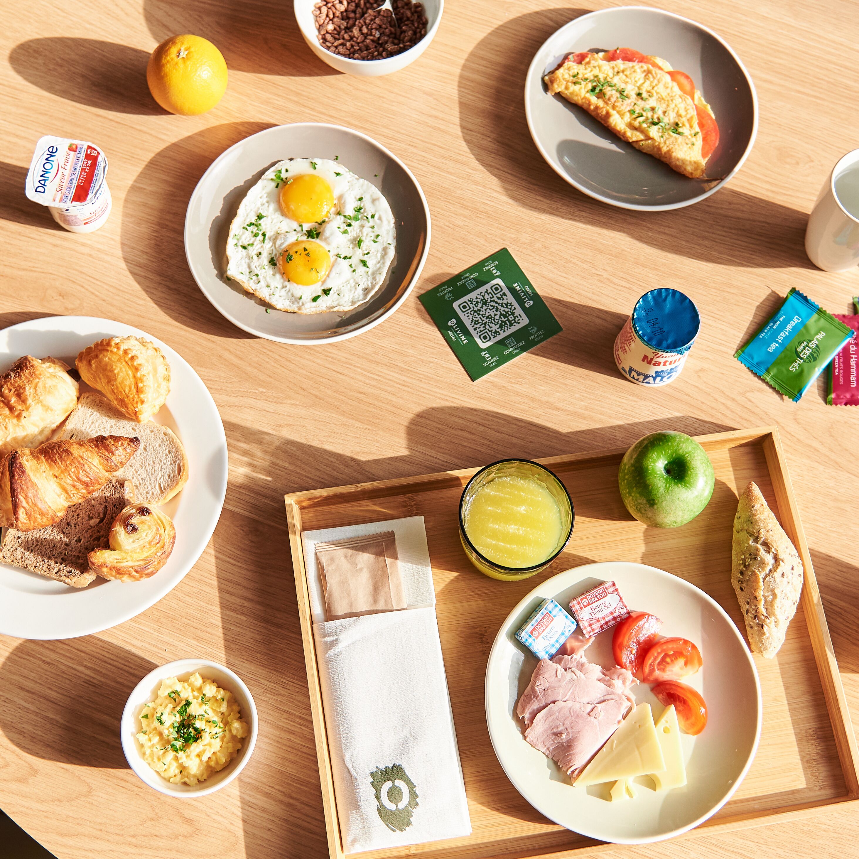 daily buffet breakfast (eur 20 per person)