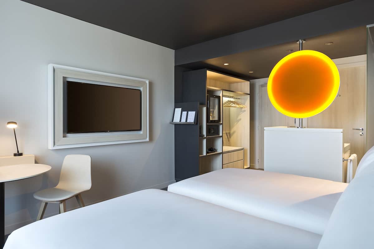 Minibar (con alcuni snack e alcune bevande gratis)