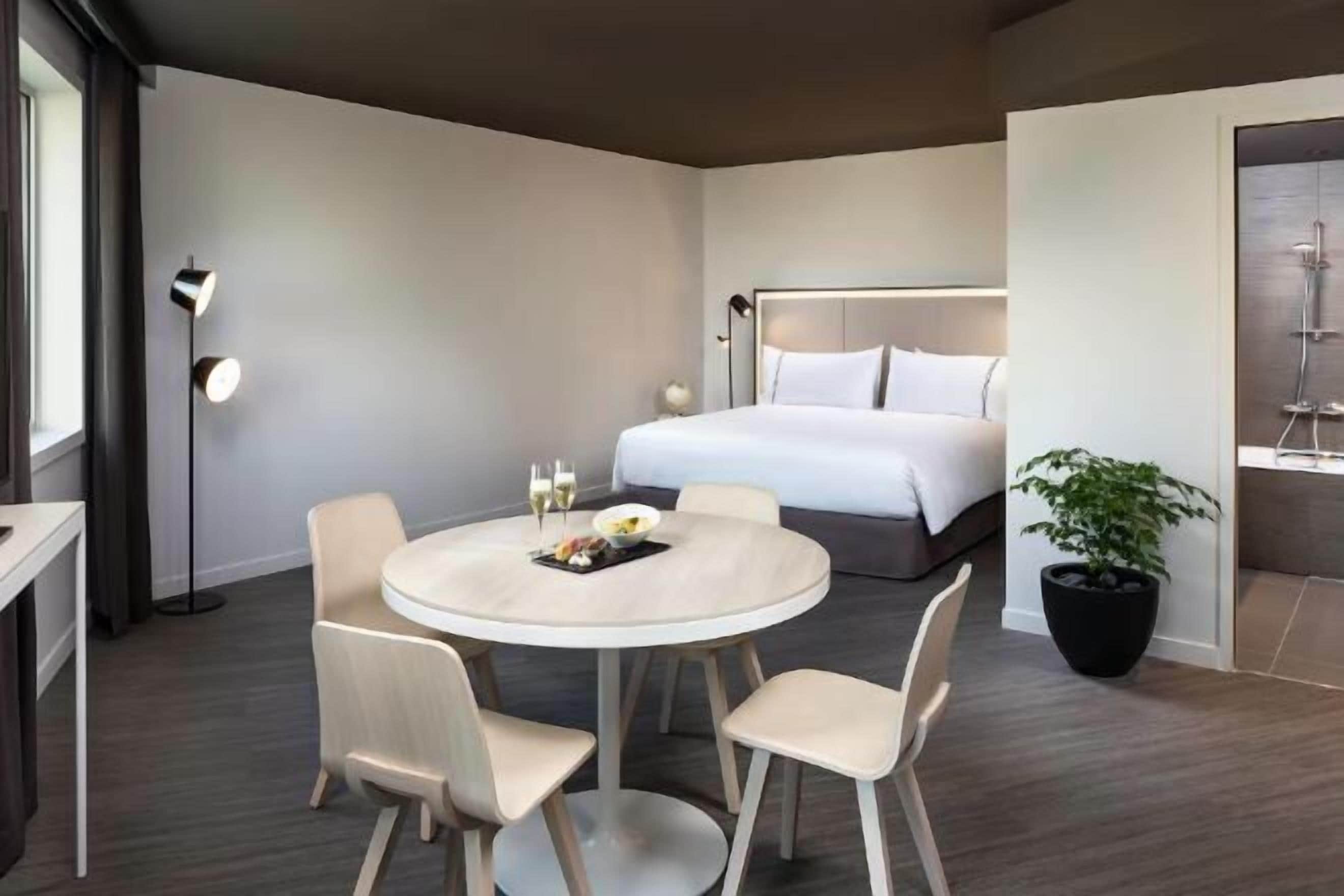 In-room safe, desk, laptop workspace, blackout curtains