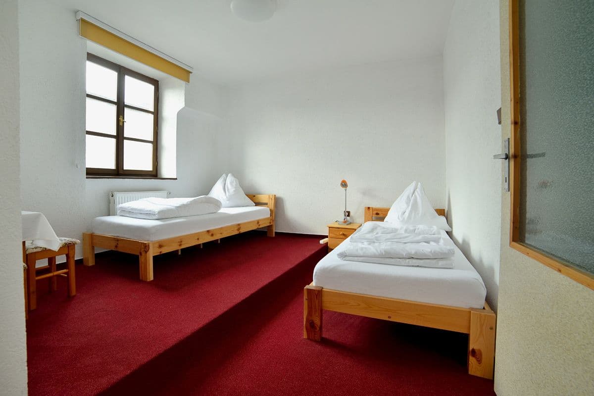 Classic Triple Room | Desk, WiFi (free)