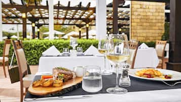 5 Restaurants, Mittagessen, Abendessen, internationale KĂŒche