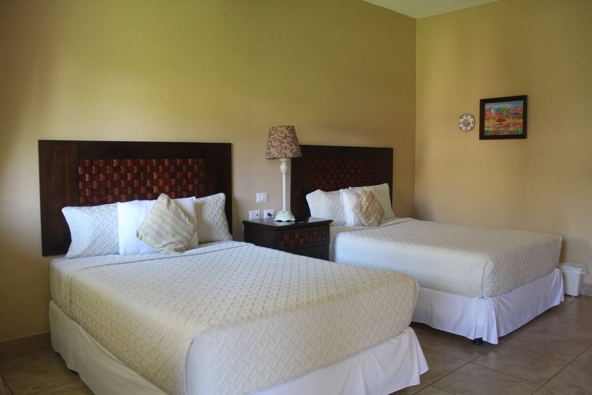 1 bedroom, desk, free WiFi, bed sheets