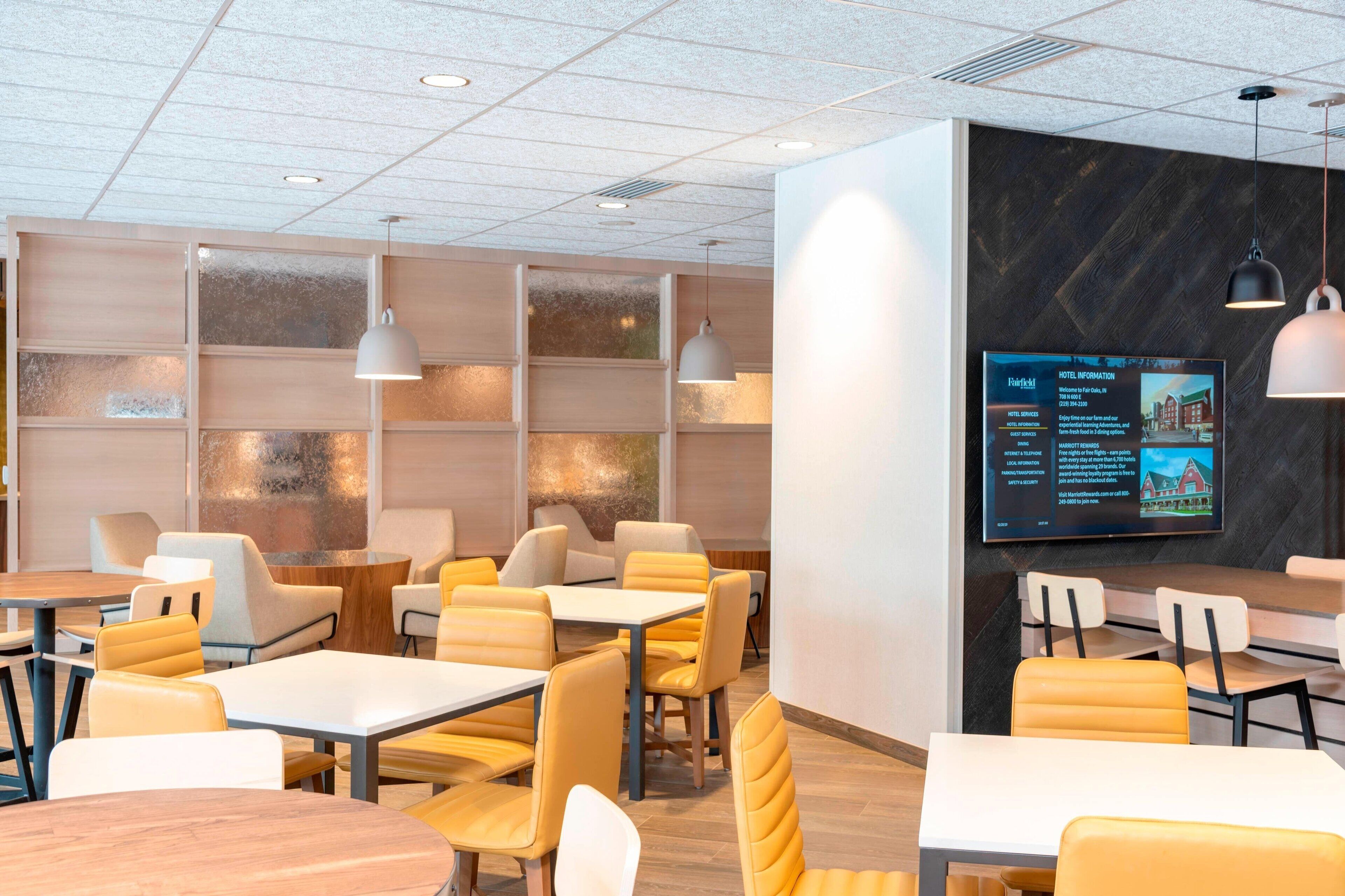 3 restaurants, breakfast, lunch, dinner served; american cuisine