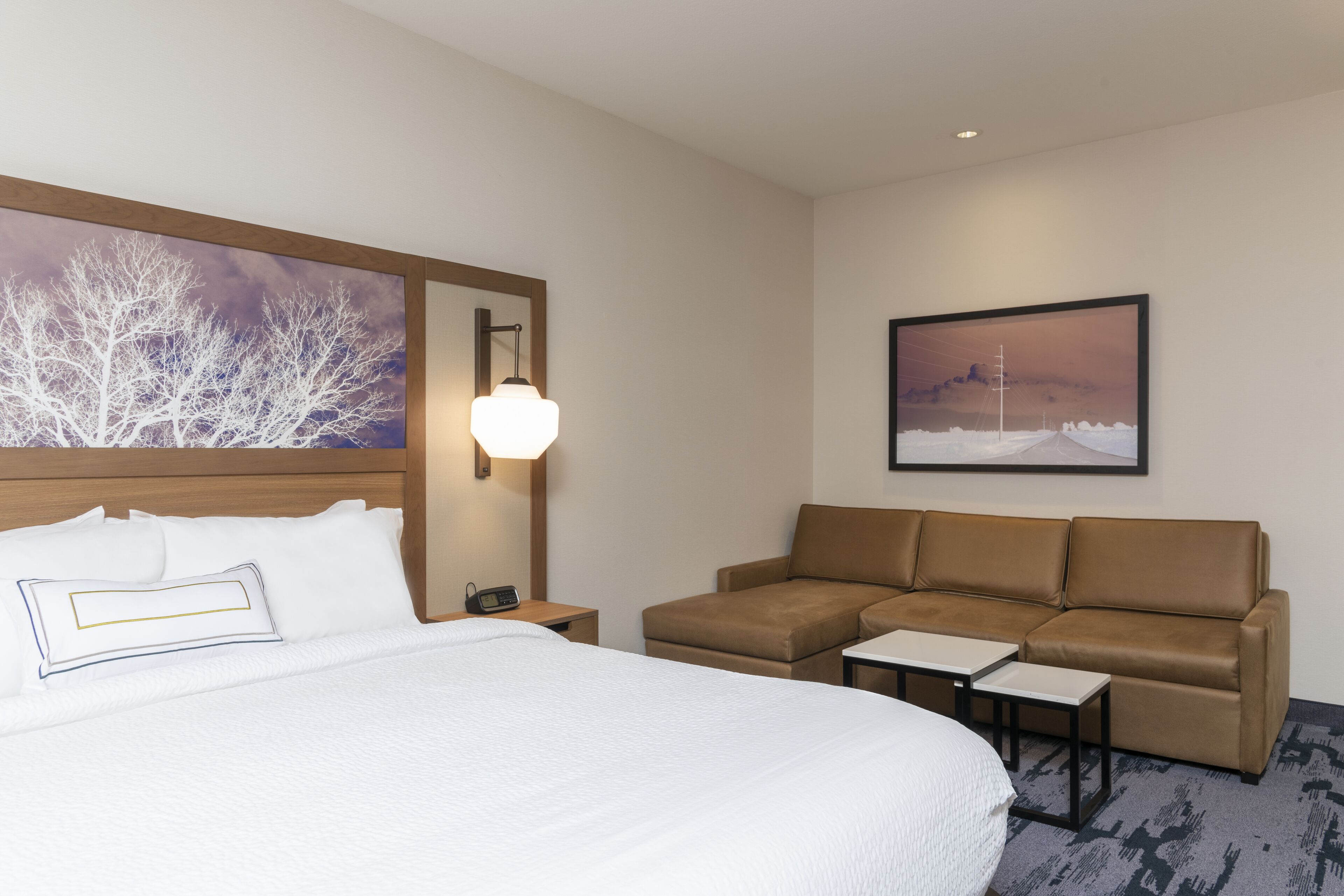 Suite | Desk, laptop workspace, iron/ironing board, free cots/infant beds