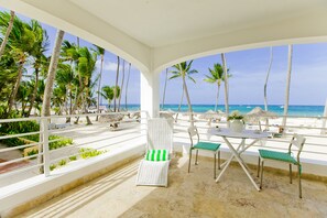 BBQ/picnic Area - Best Family Vacation Apartment for Rent (Punta Cana)