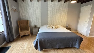 Chambres insonorisées, fer et planche à repasser