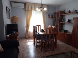 Interior - Casa Pinos (Siles)