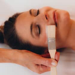 Sauna, hot tub, steam room, body treatments, hydrotherapy, aromatherapy
