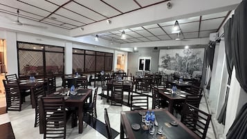 Desayuno continental gratuito y diario