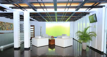 Subhas Hotel