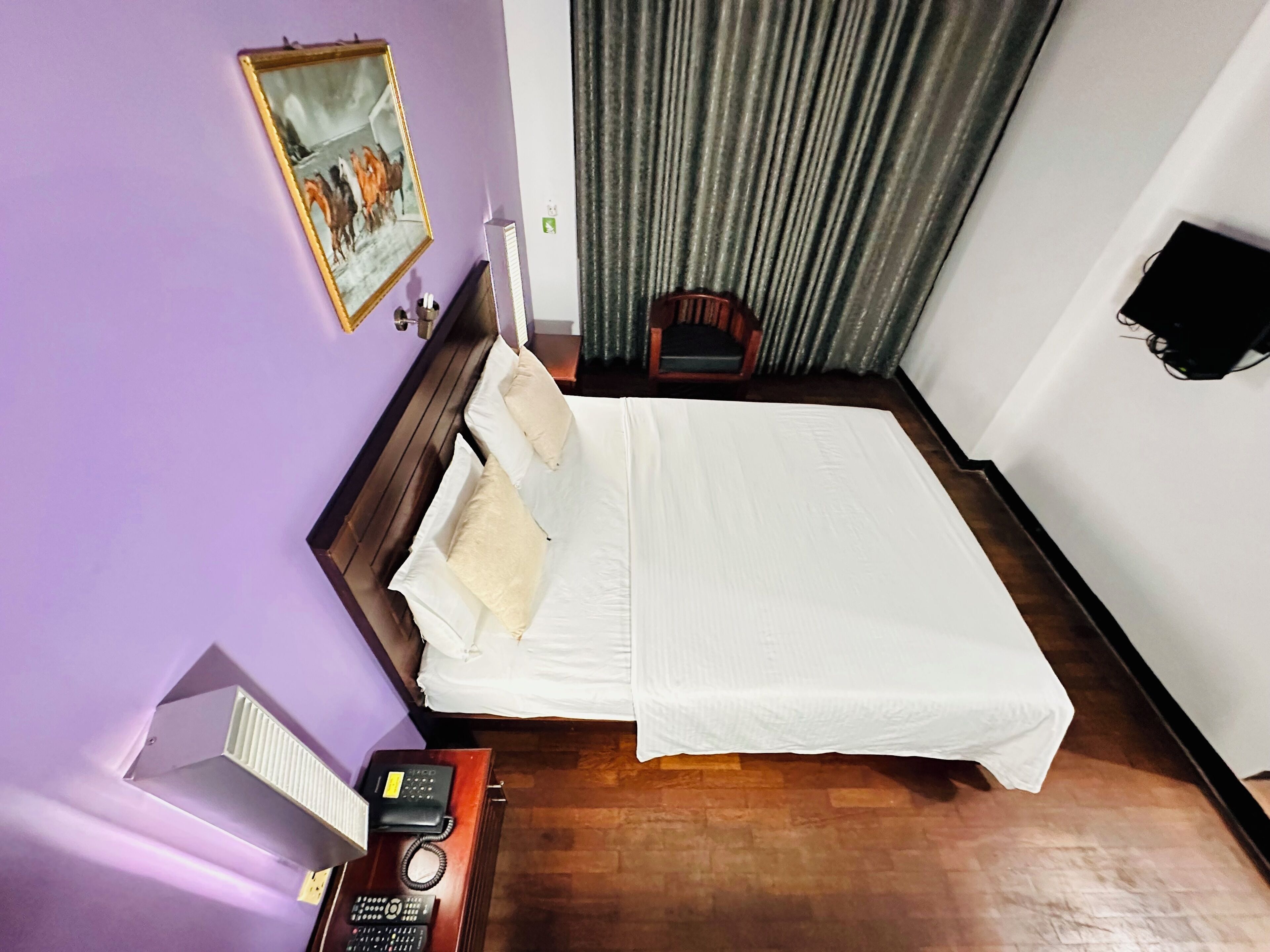 Deluxe Double Room | Desk, blackout drapes, iron/ironing board, WiFi (free)