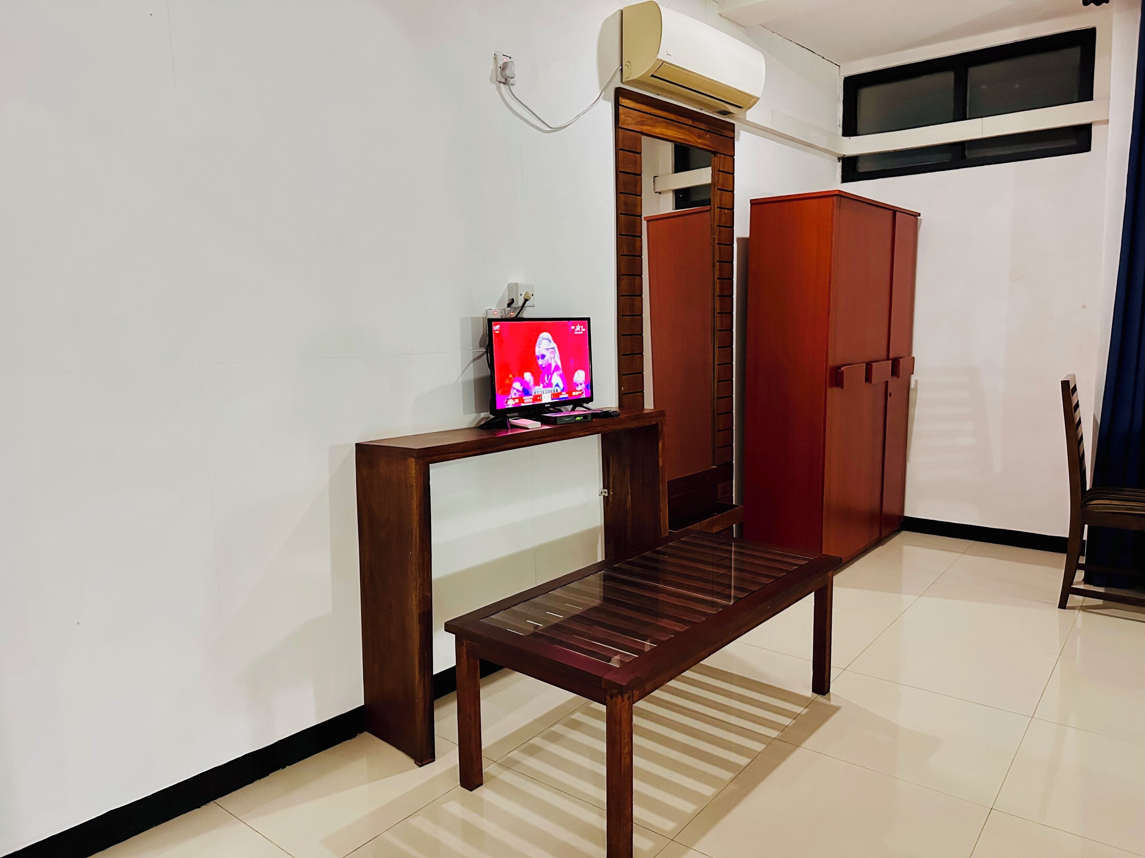 Desk, blackout curtains, iron/ironing board, free WiFi