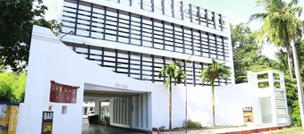 Subhas Hotel