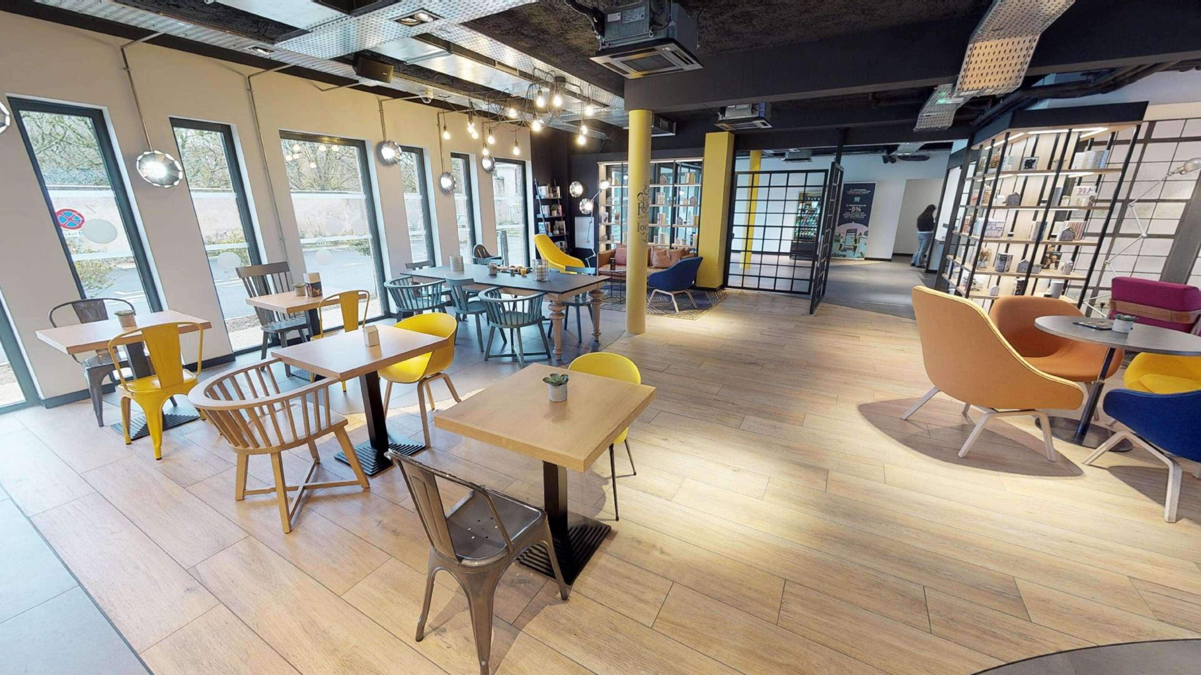 daily buffet breakfast (eur 15.9 per person)