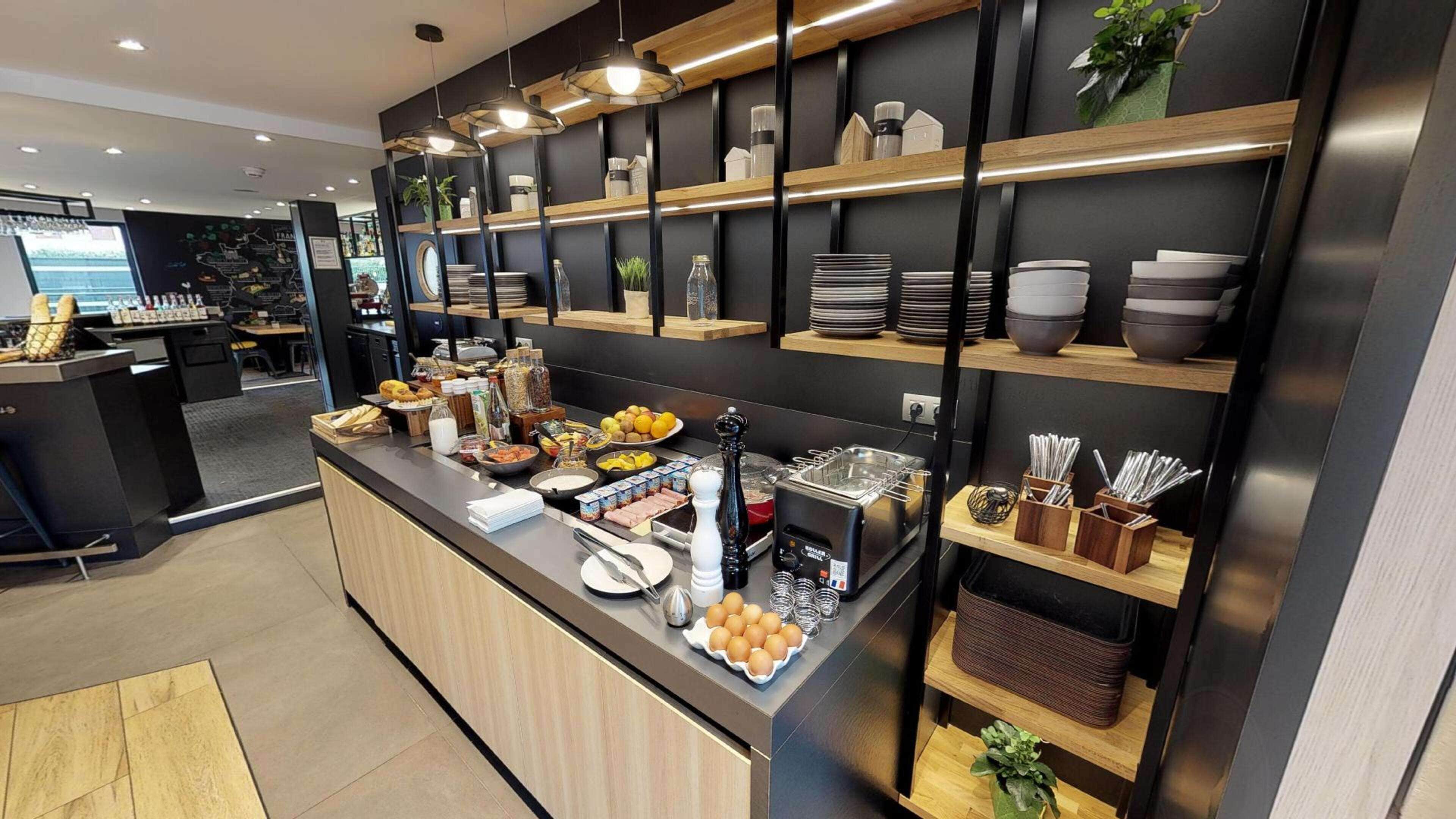 daily buffet breakfast (eur 15.9 per person)