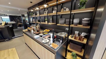 Daily buffet breakfast for a fee