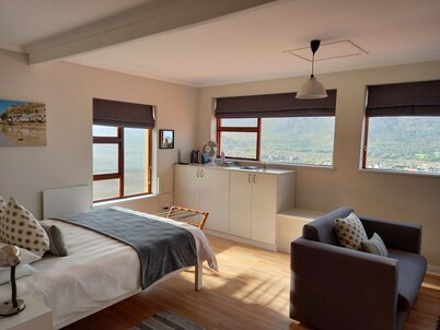 百里香广场酒店