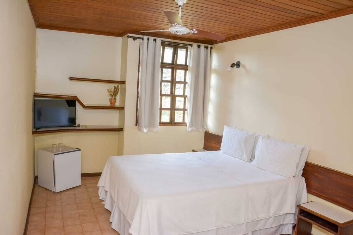 standard room | 1 bedroom, minibar, blackout curtains, free wifi