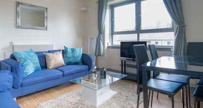 Novelty Suites - Powis Circle