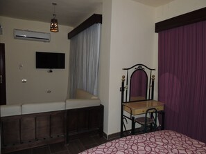 Exclusive Studio, 1 Bedroom, Smoking, Partial Sea View | Living area | 40-inch flat-screen TV with satellite channels, LED TV - Sultan Sharm El Sheikh Hadaba Farshas (Sharm El Sheikh)