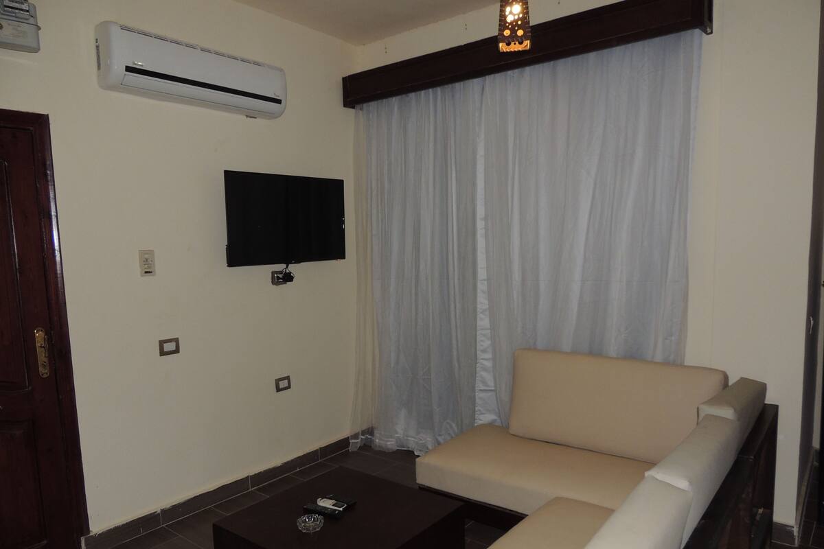Studio Exclusif, 1 chambre, fumeurs, vue partielle sur la mer | Draps en coton égyptien, literie de qualité supérieure